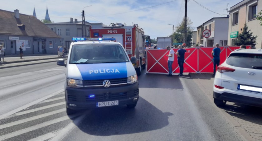 10-latek na rowerze wpadł pod autobus. Dramatyczny wypadek na krajowej „12” 