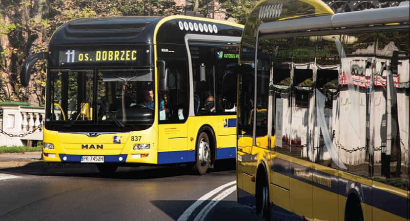 Zamień samochód na autobus