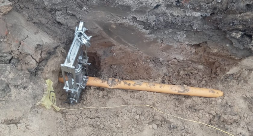 Zduny: operator koparki uszkodził gazociąg