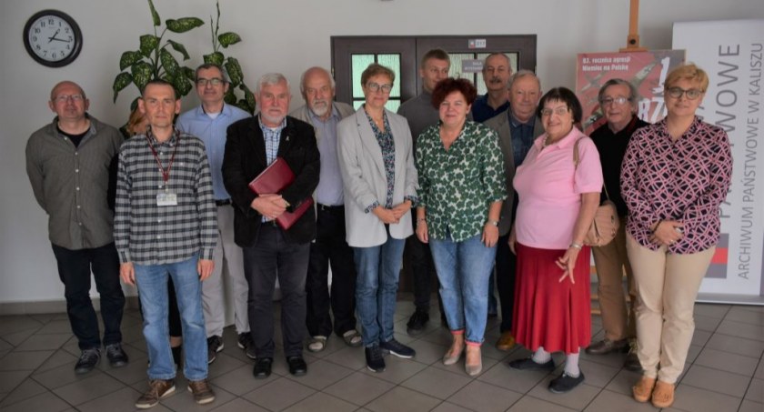 Zebranie sprawozdawcze Kaliskiego Towarzystwa Przyjaciół Archiwaliów i prelekcja Jerzego Sówki o relikwiach św. Andrzeja Boboli w Ostrowie Wielkopolskim