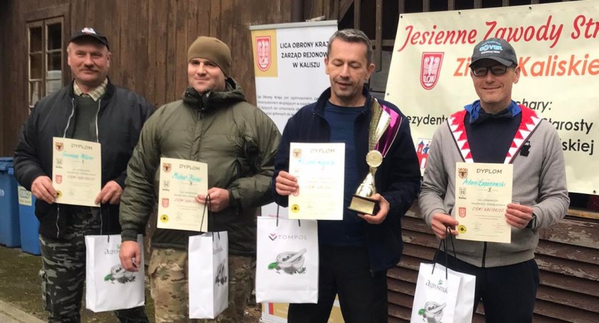 Strzeleckie popisy w Wolicy