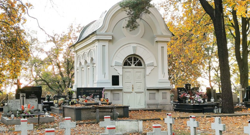 Trwa renowacja kaplicy grobowej majora Stefana Waltera, bohatera wojny polsko-bolszewickiej.