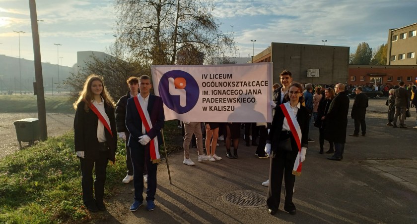 30 lat IV LO  tekst i fotorelacja