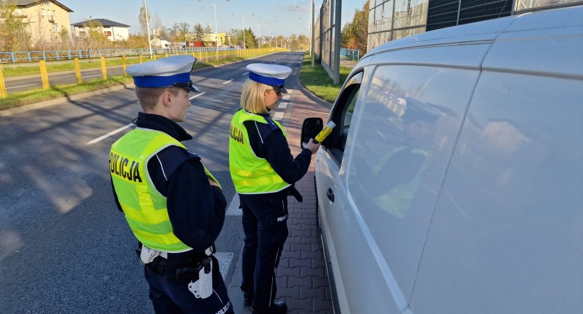 (Nie)trzeźwy poranek w Kaliszu. W środę po długim weekendzie policja zatrzymała 5 pijanych kierowców