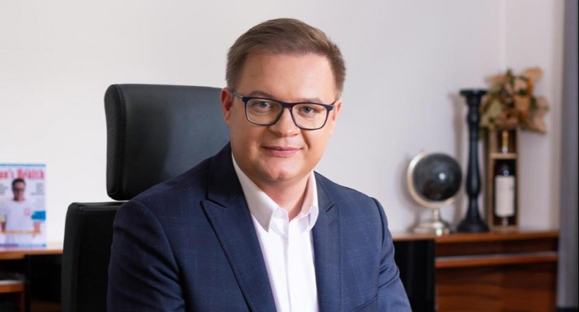 Mecenas radzi. Wyposażenie pojazdu
