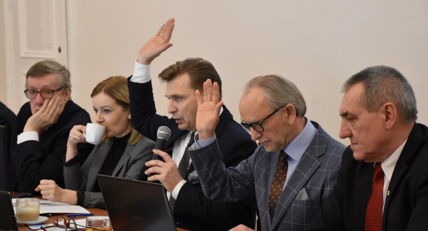 Budżet Powiatu Kaliskiego na 2023 rok uchwalony