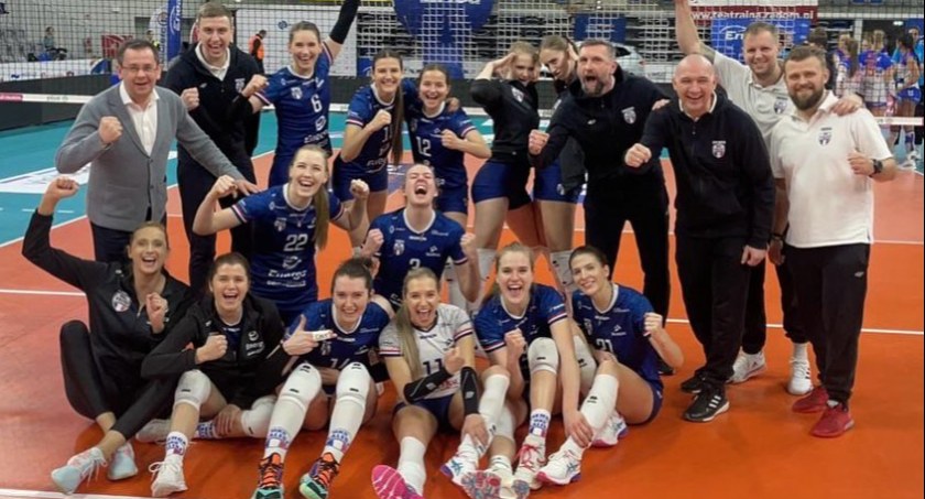 Trudny początek i końcowy sukces kaliskich siatkarek w Radomiu