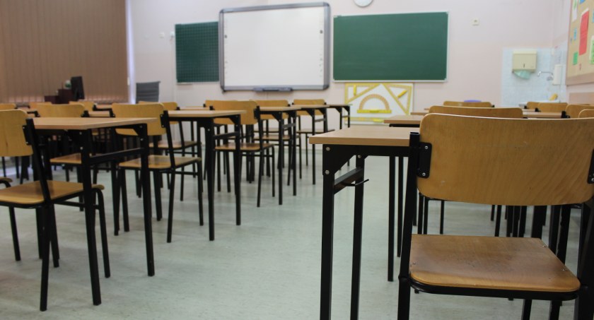 Co czeka polską oświatę w kontekście aktualnych i przyszłych zagrożeń? (I)
