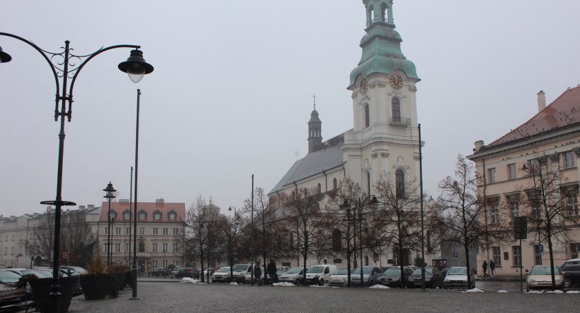 Kaliskie place  do remontu. Ale kiedy?