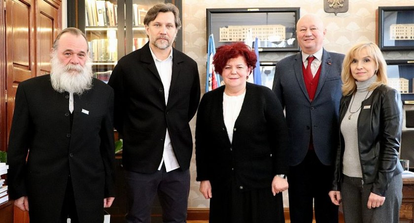 Spotkanie  Komisji Pamięci Historycznej Miasta Kalisza z prezydentem