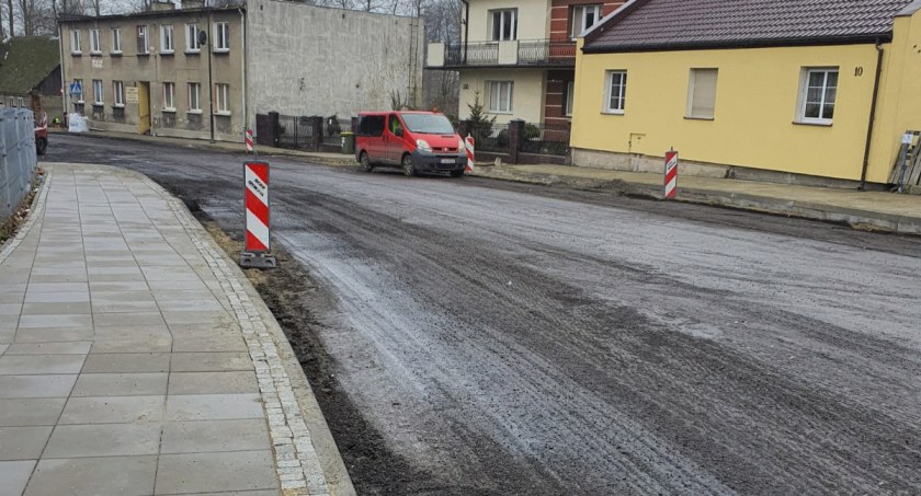 Remont ulicy Kaliskiej - kolejna inwestycja drogowa w Stawiszynie 