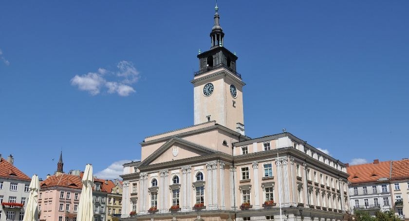 Prace dwóch uczniów szkół podstawowych trafią do kapsuły czasu