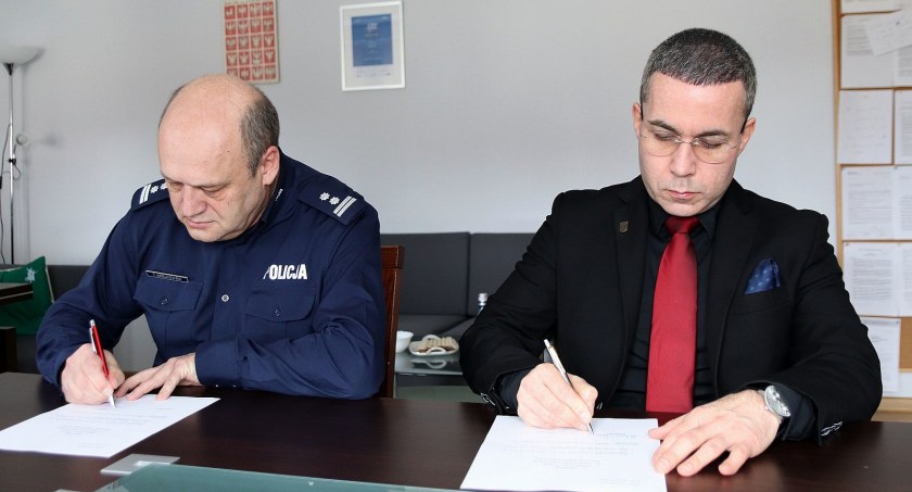 Kaliska policja otrzymała od miasta narkotesty 