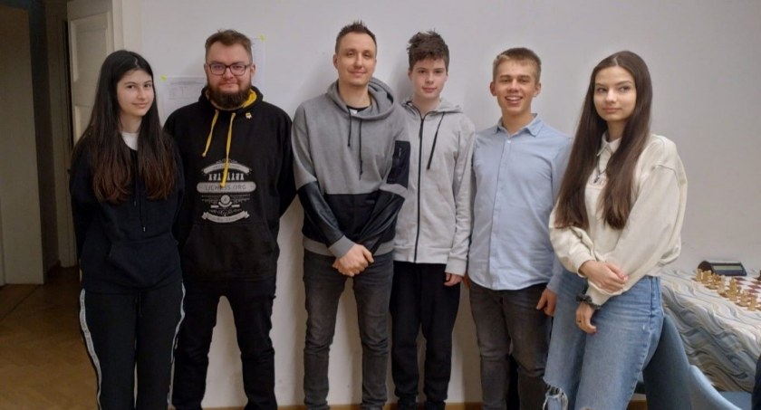 Kaliscy szachiści liderują w Wielkopolsce