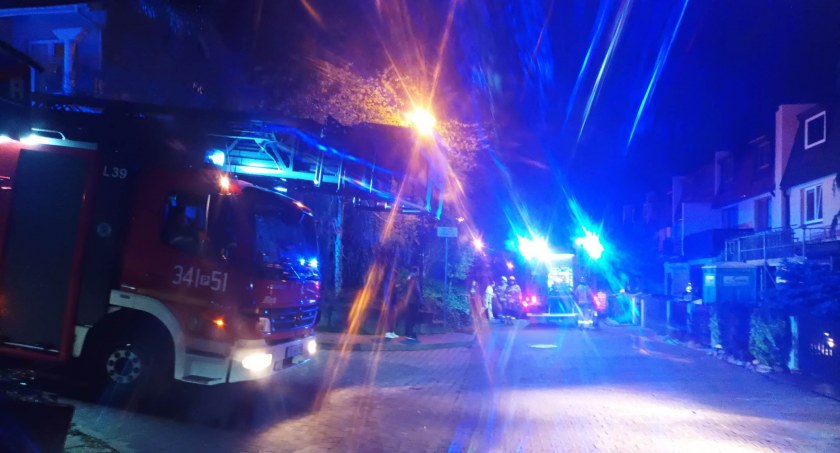 Pożar w szeregowcach przy ul. Kulisiewicza