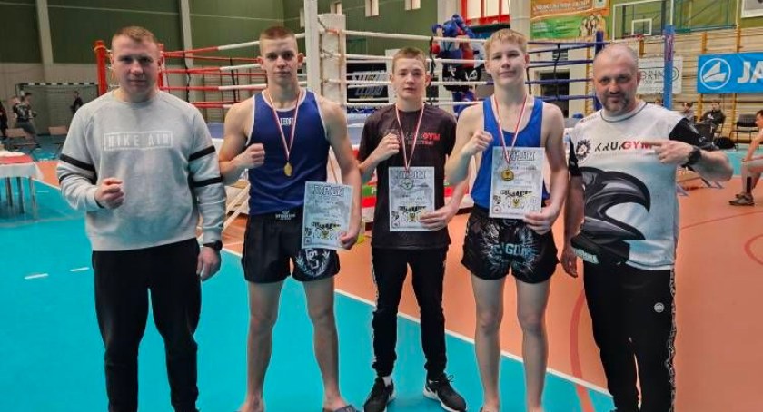 Szybkie zwycięstwa wojowników z Kruk Gym