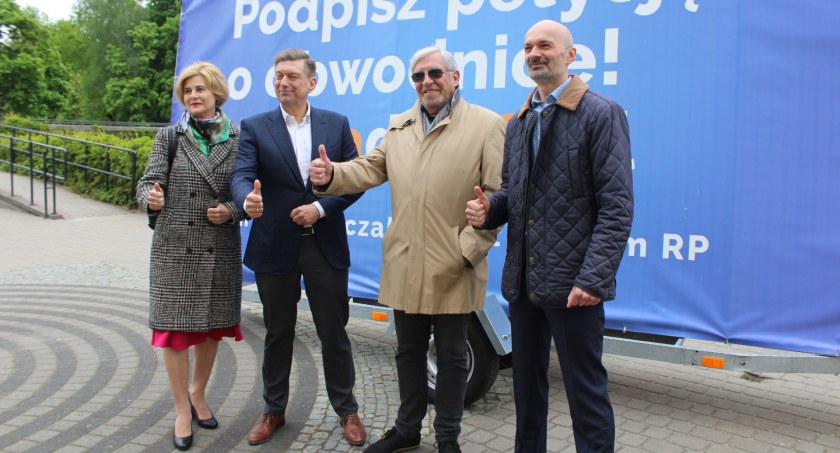 Platforma wywiera presję na rząd