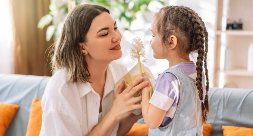 Praktyczny prezent dla mamy, czyli co podarować na dzień Matki