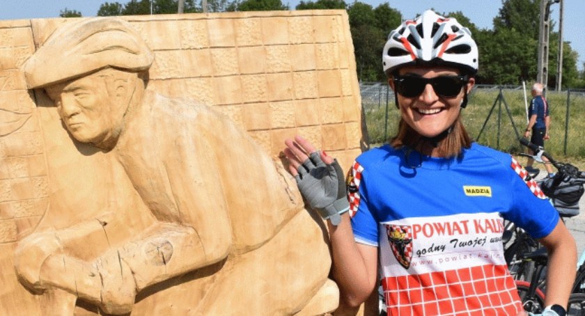 W Opatówku odsłonięto tablicę upamiętniającą  Bronisława Krakusa, sportowca, działacza, sędziego sportowego