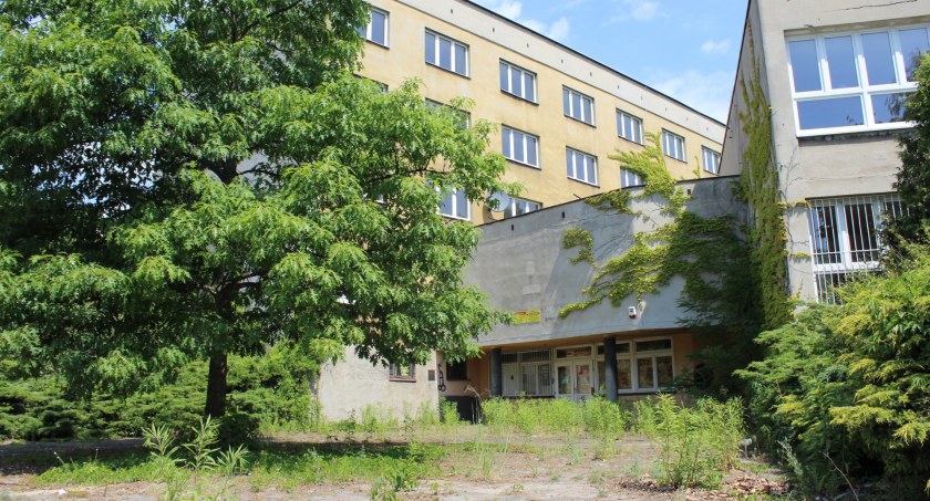 Co dalej z opuszczonymi obiektami przy ulicy Handlowej?
