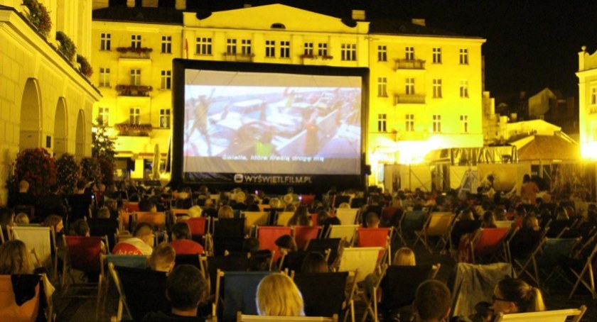 Już niedługo wystartuje Kino Letnie w Kaliszu. Jakie filmy zobaczą kaliszanie? 