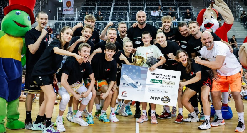 13 - letni kaliszanin Filip Jezierski najlepszy podczas obozu Marcina Gortata