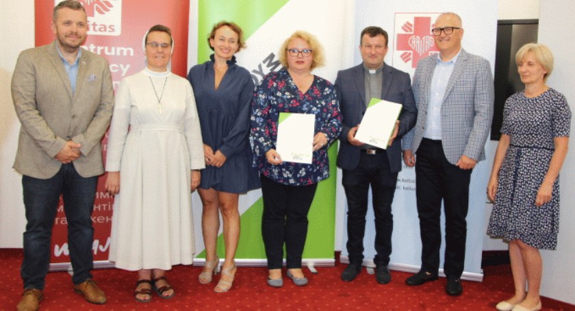 30 miejsc tymczasowego zamieszkania – prezent Fundacji Leroy Merlin dla kaliskiego CARITAS-u 