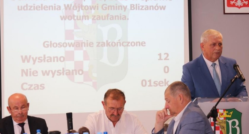 Wotum zaufania i jednogłośne absolutorium dla wójta gminy Blizanów