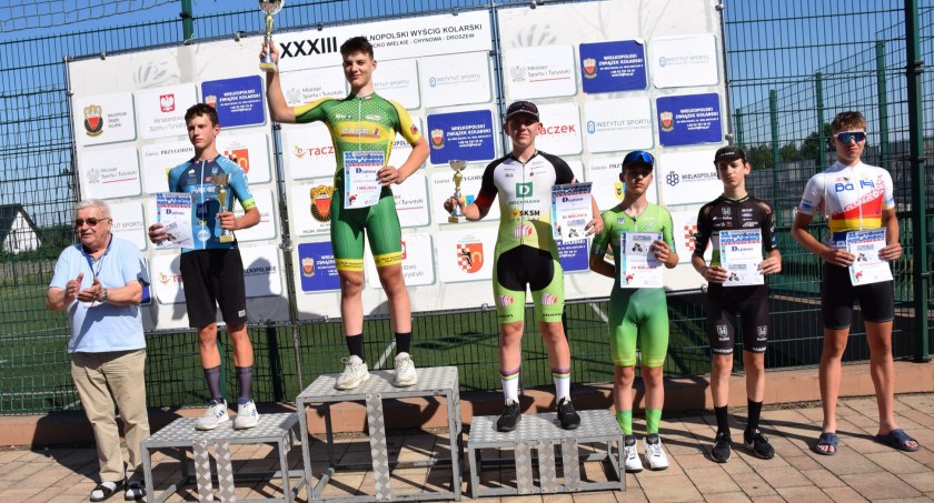 Podium dla kolarzy Koźminianki Koźminek