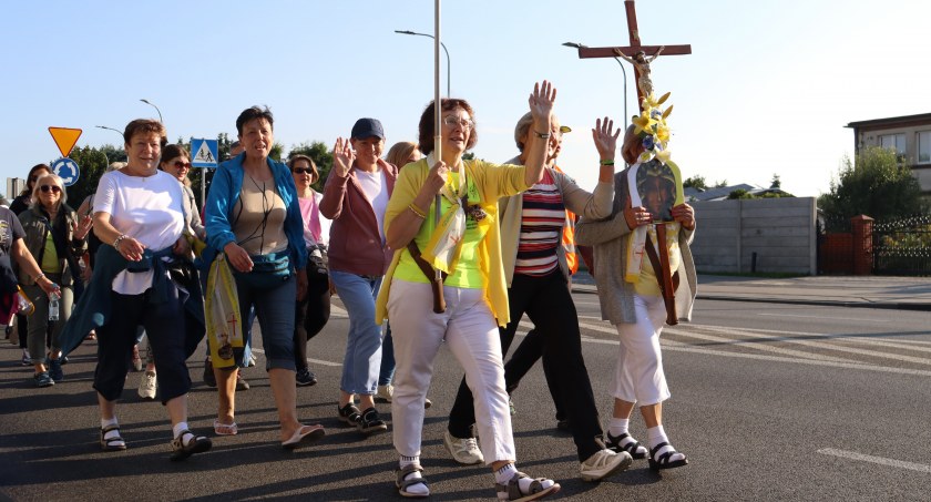 PIelgrzymka na Jasną Górę wyruszyła z Kalisza. Zdjęcia