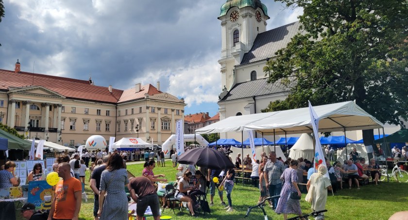 Wielkopolski Dzień Pszczół w Kaliszu - duża i udana impreza