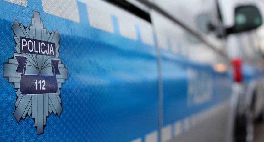 Uszkodzenie pojazdu na parkingu Galerii Amber. Policja szuka świadków