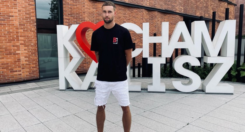 Mateusz Żebrowski ponownie piłkarzem KKS