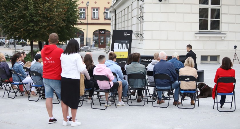 Do 3 września codziennie koncerty przed ratuszem