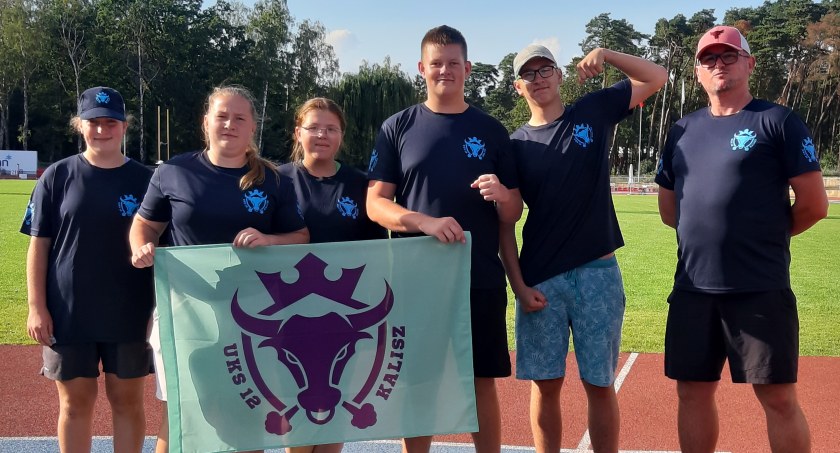 Dalekie rzuty nastolatków UKS-12 Kalisz