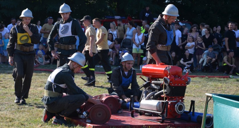 Mistrzostwa powiatu kaliskiego w zawodach sportowo-pożarniczych OSP