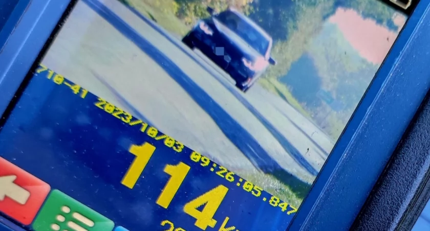 Pędził bmw ponad setką. Zapłaci podwójny mandat