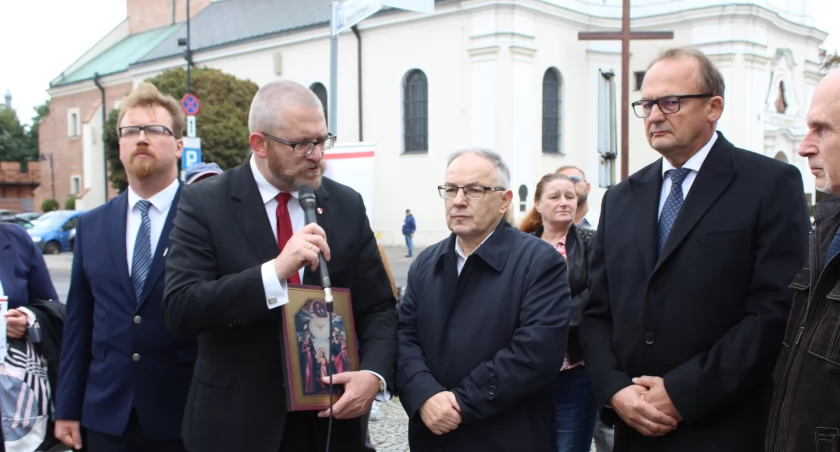 Grzegorz Braun w Kaliszu. Co robiliście, kiedy odbierali nam wolność?