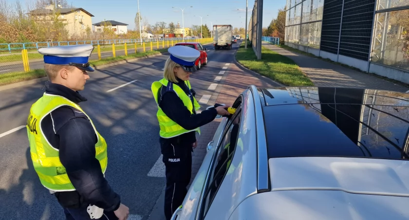 Pijany kierowca citroena spowodował kolizję na ul. Podmiejskiej