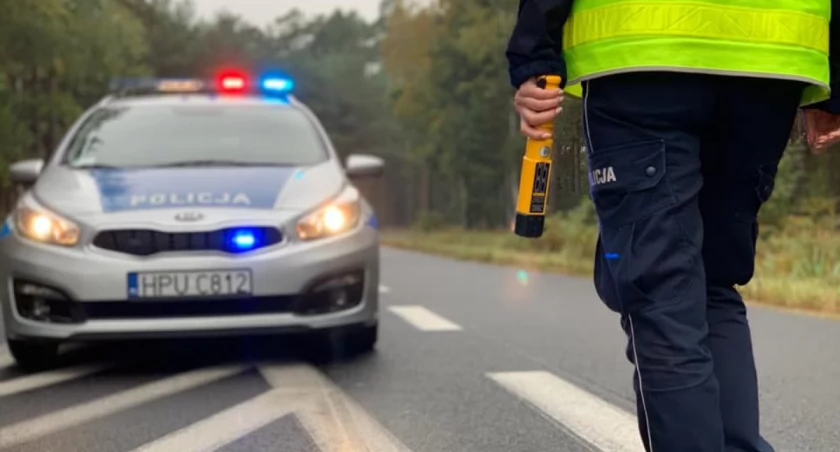 Pijany, bez uprawnień i poszukiwany. Wpadł podczas rutynowej kontroli drogowej