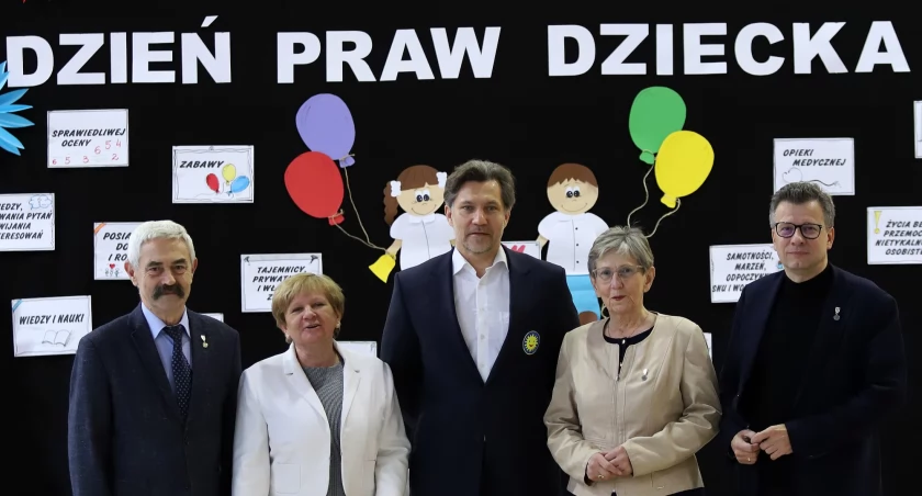 Były Rzecznik Praw Dziecka Marek Michalak w kaliskiej SP nr 19