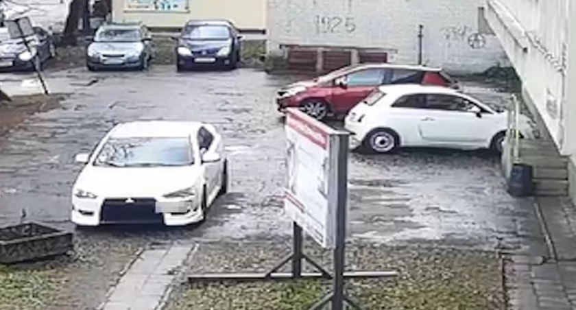 Kolizja przy ul. Handlowej w Kaliszu. Policja prosi o pomoc świadków
