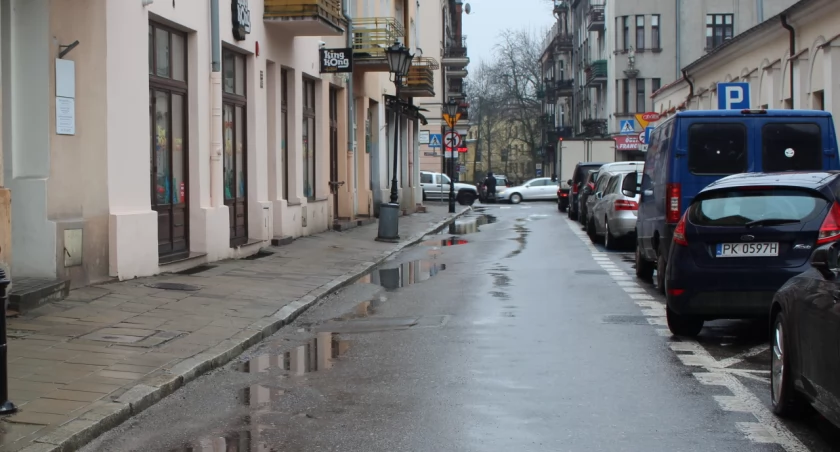 PSS Społem apeluje o remont Rzeźniczej i Św. Stanisława