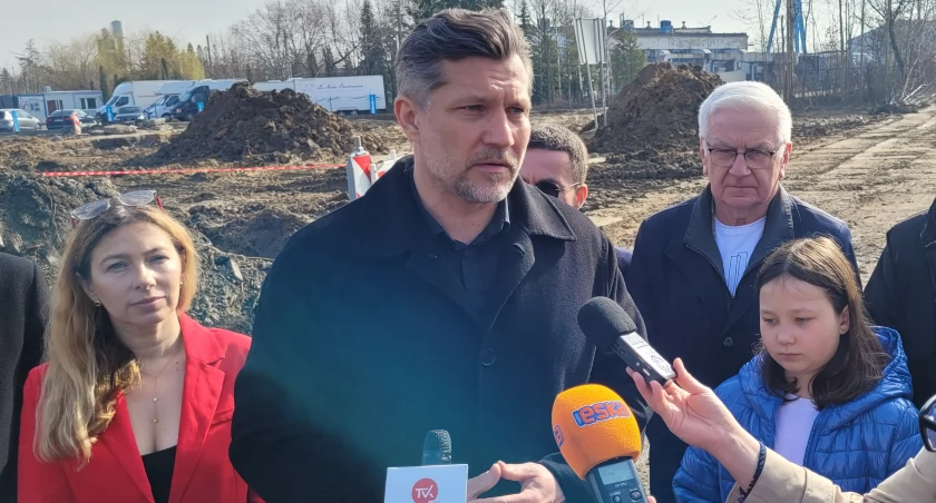 Radna Kamila Majewska na listach wyborczych razem z Krystianem Kinastowskim i Koalicją Kaliską