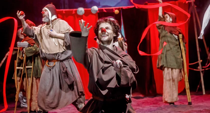 W kaliskim teatrze ponownie grane będą, cieszące się niezwykłą popularnością ,,Czerwone Nosy