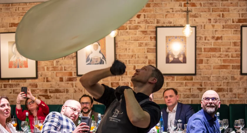 Współzałożyciel kaliskiej pizzerii Tutti Santi, Valerio Valle wystąpi jako juror specjalny w programie MasterChef Nastolatki
