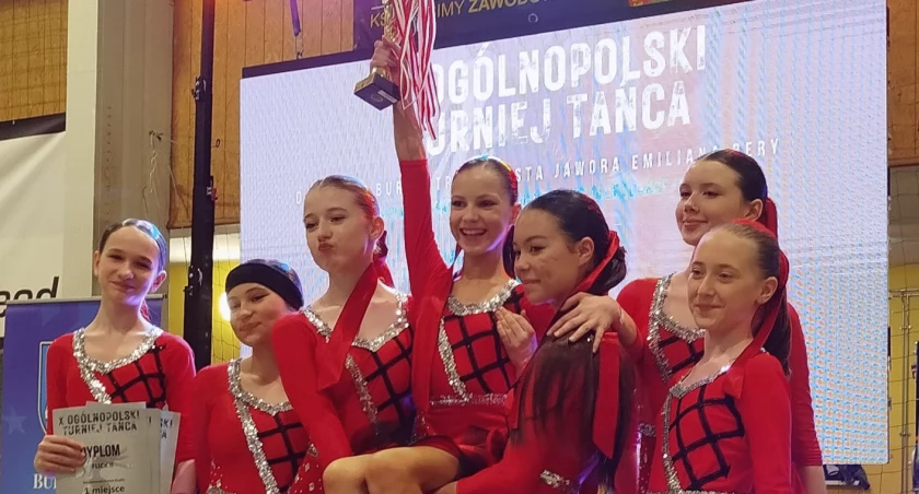 Tancerze Sieraszewski Dance Studio zdominowali turniej w  Jaworze