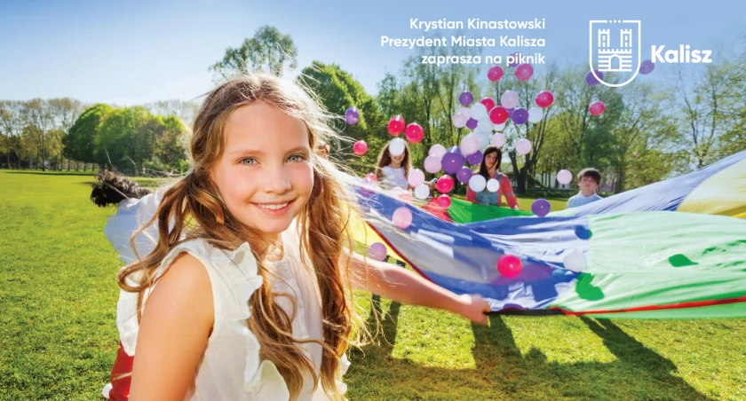 Trzeciomajowy piknik przy hali Arena