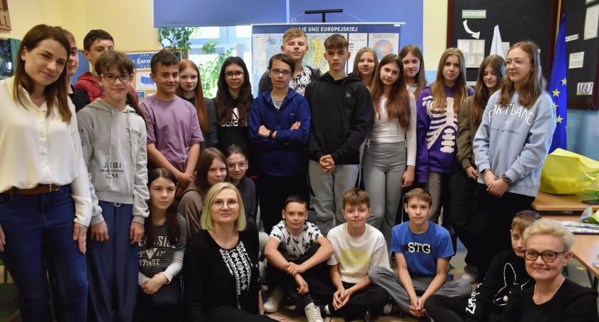 „Lekcje Europejskie” w szkołach powiatu kaliskiego