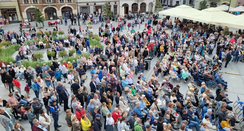 Urodziny Kalisza na słodko i z muzyką